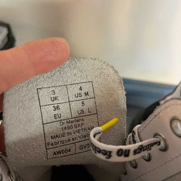 DR MARTENS X THE SEX PISTOLS WOMENS 1490 BOOTS - Picture 7 of 13